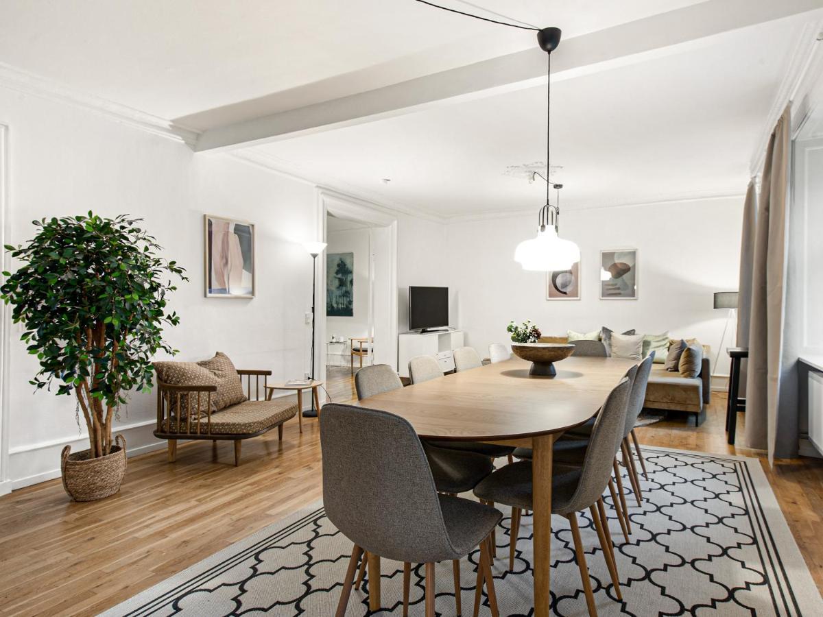 Sanders Stage - Enchanting Four-Bedroom Apartment Near Nyhavn Copenaghen Esterno foto