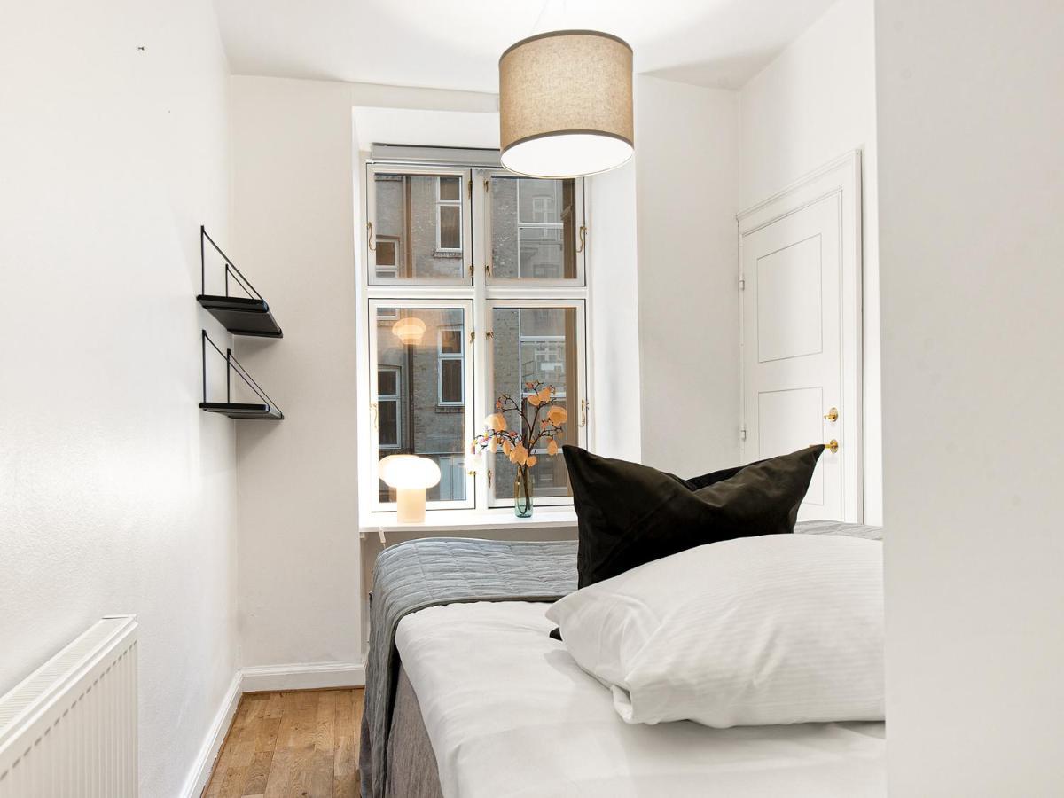 Sanders Stage - Enchanting Four-Bedroom Apartment Near Nyhavn Copenaghen Esterno foto