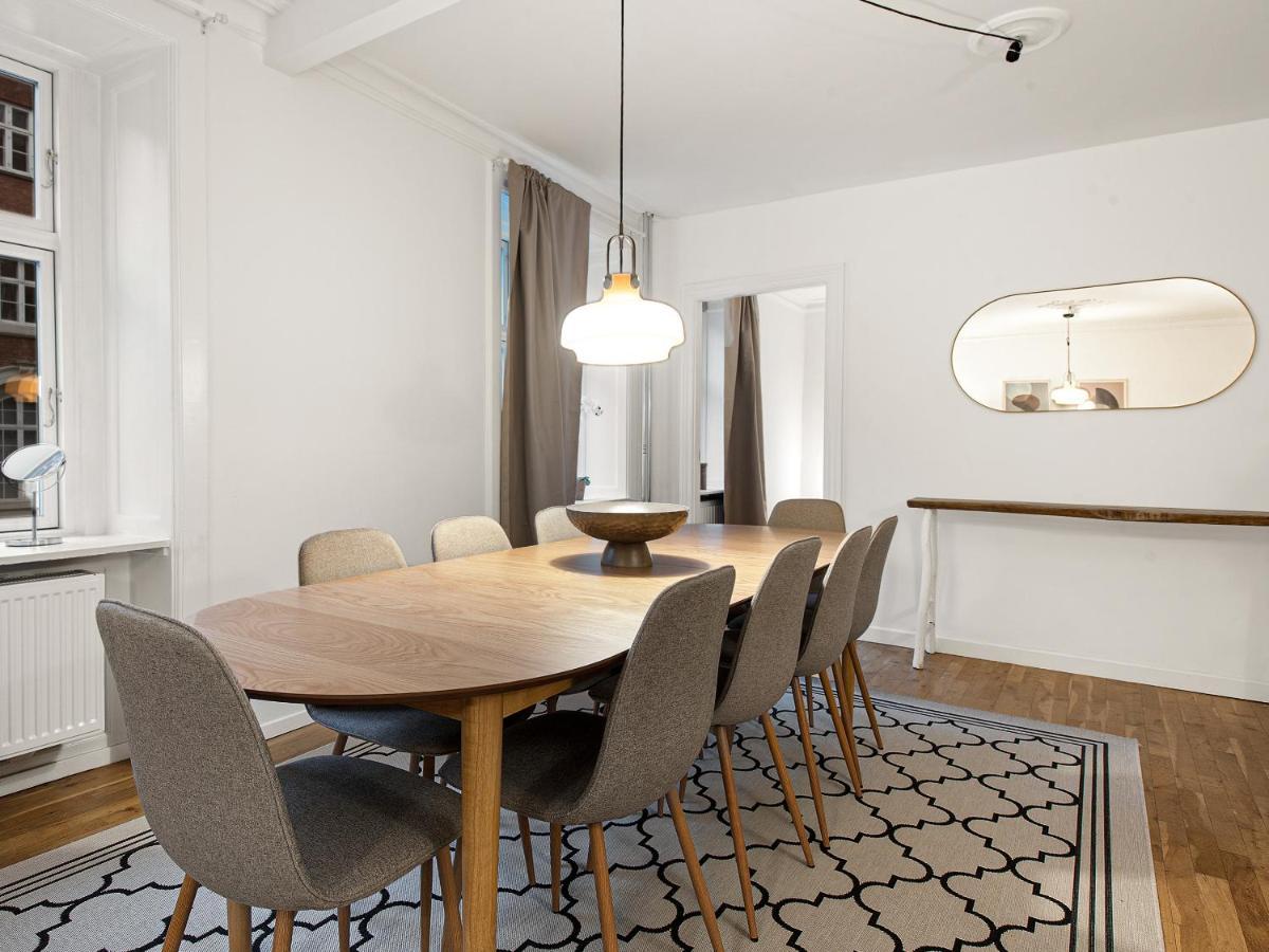 Sanders Stage - Enchanting Four-Bedroom Apartment Near Nyhavn Copenaghen Esterno foto