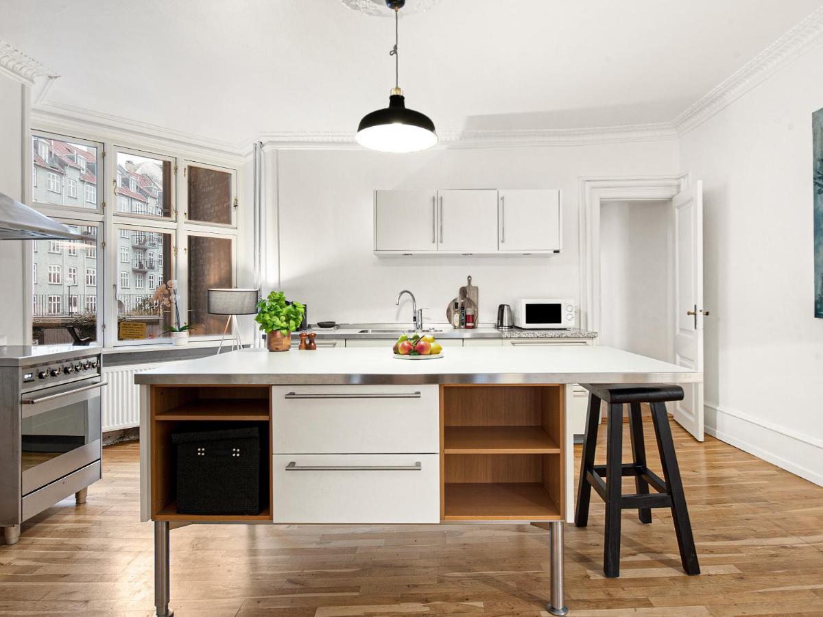 Sanders Stage - Enchanting Four-Bedroom Apartment Near Nyhavn Copenaghen Esterno foto